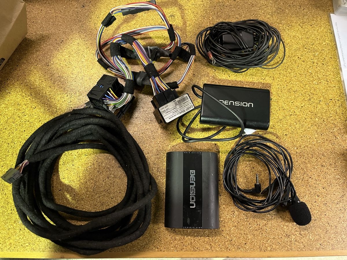 BMW Radio: Dension Gateway pro BT + DAB, BMW e46 Professional Navi – Difettoso da Greppen venduto da Slik21