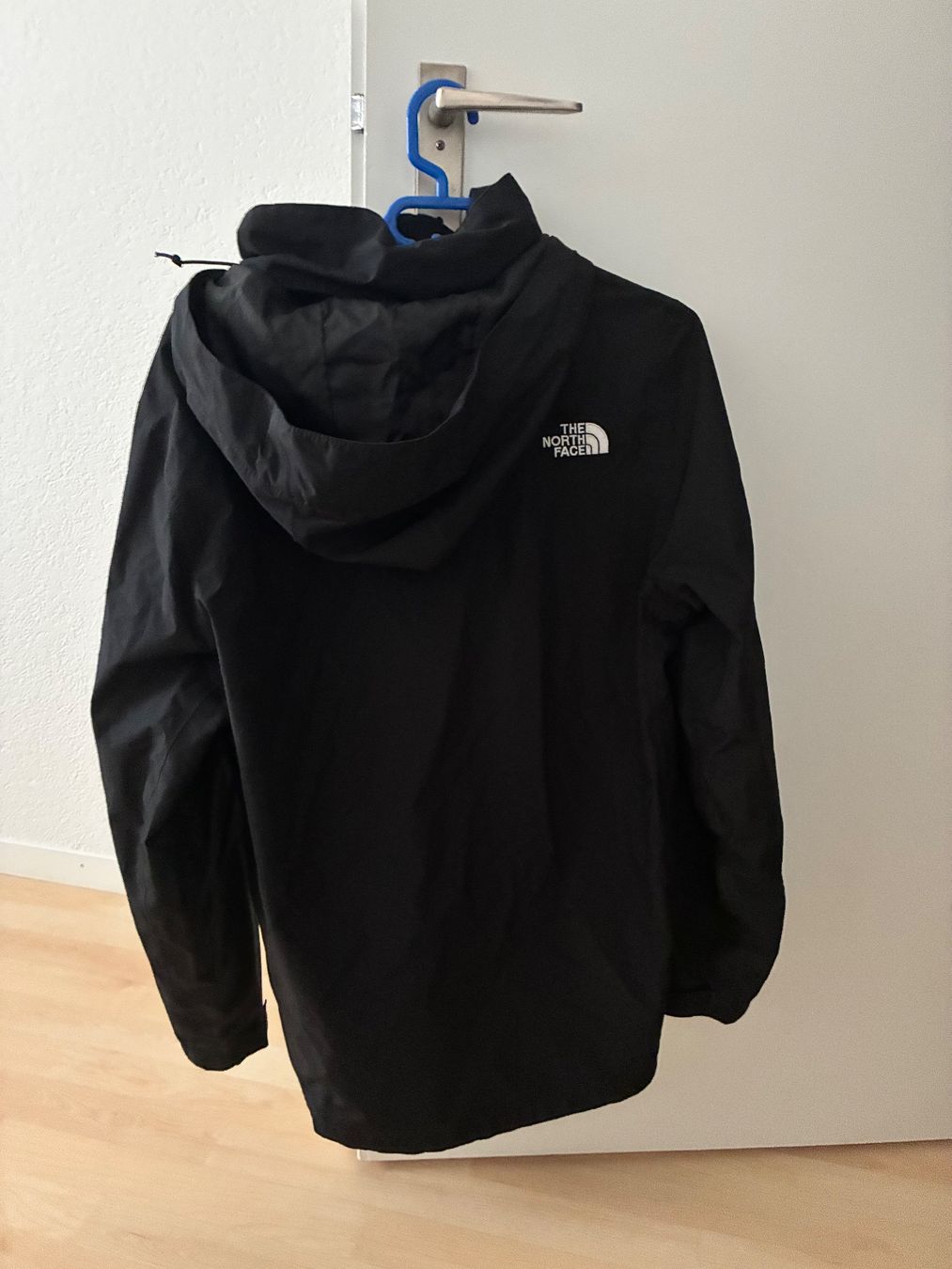 North Face Jacken: North Face Regenjacke – Gebraucht aus Kriens von adr_bbp8 1