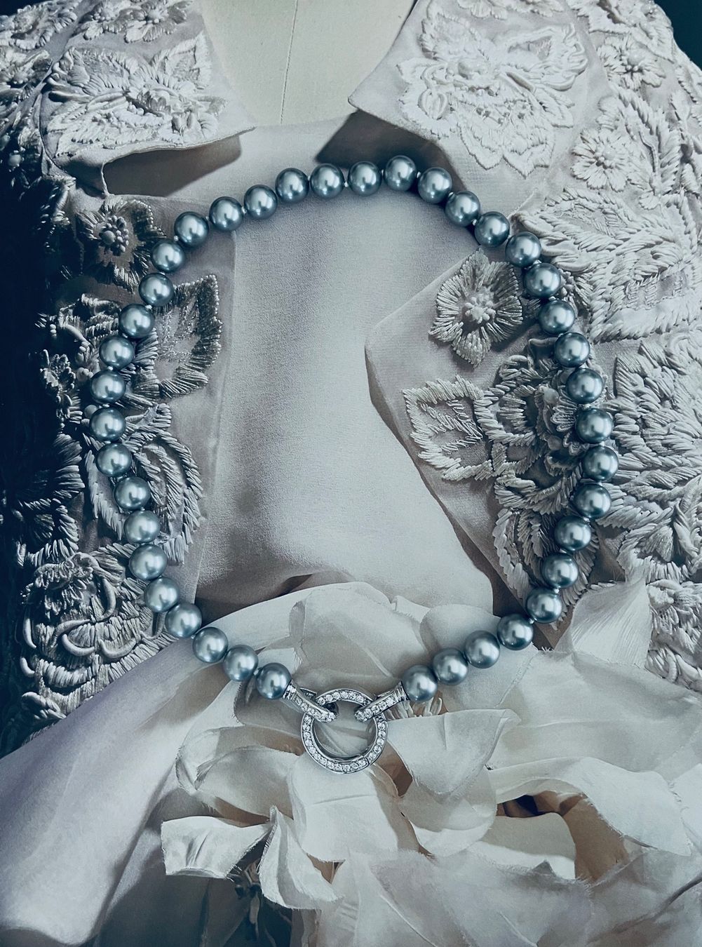 Catenine: Wunderschöne Kette mit Perlen – Usato da Winkel venduto da Luxtime 3