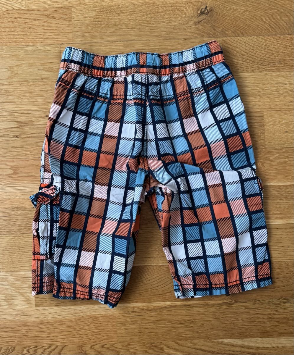 Pantaloni: Coole karierte Sommer-Shorts , Grösse 128 – Usato da Flumenthal venduto da Krajan 1