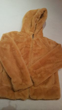 Veste avec capuchon taille S C&A matière douce