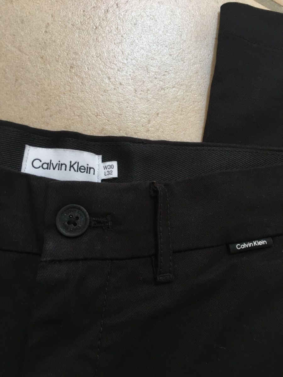 Calvin Klein Hosen: Pantalon noir Calvin Klein, Taille 30/32 – Gebraucht aus Promasens von a2009 1