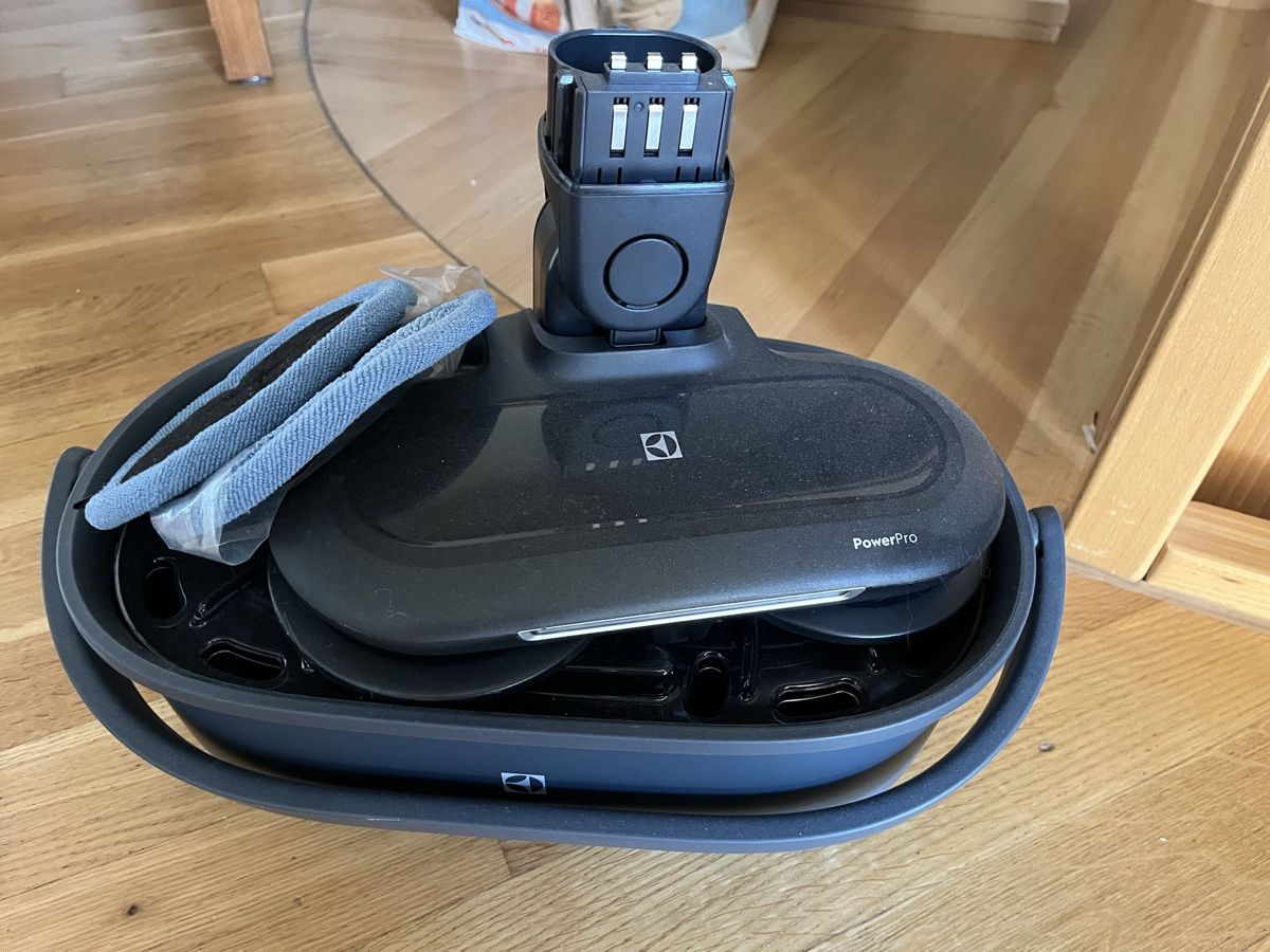 Electrolux Aspirapolveri & Accessori: PowerPro Cleaning Station – Nuovo (secondo la descrizione) da Welschenrohr venduto da Luu06