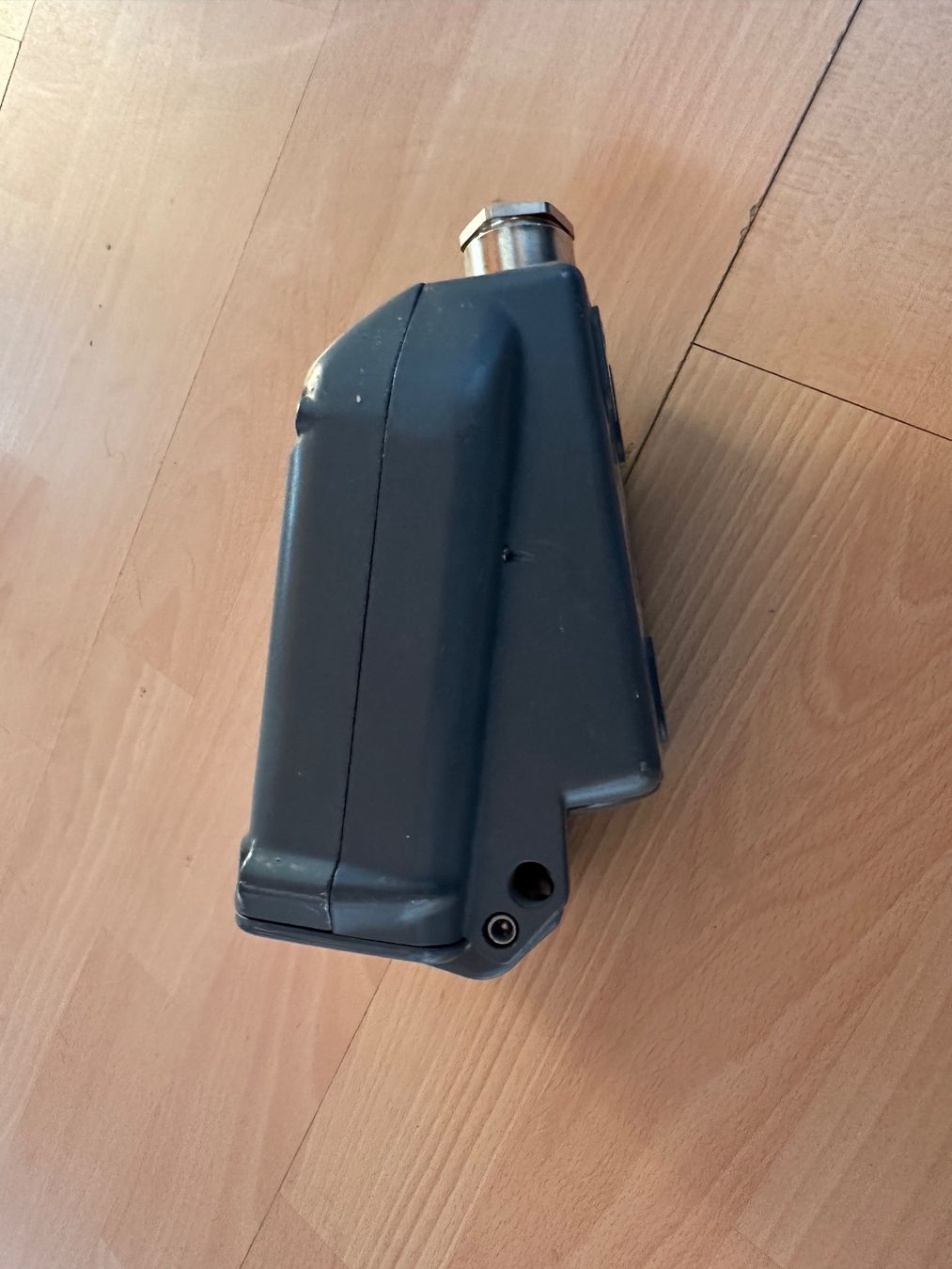 Spine: J25 /4Polige Steckdose CMC – Usato da Huttwil venduto da Bolpa 5
