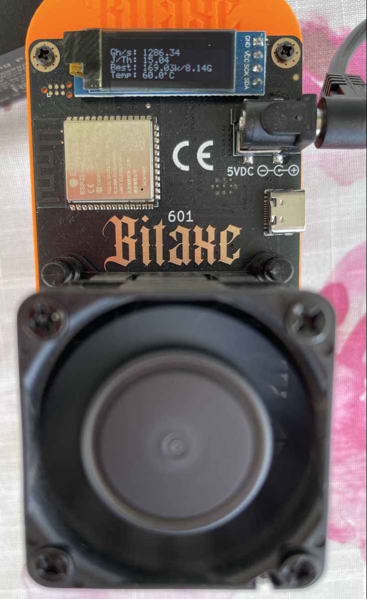 Coin Miner: Bitaxe Gamma 601 Bitcoin Miner – Neuf (Voir description) à Uerikon par Mreut1 5