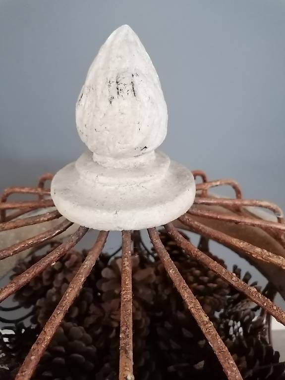 Tutte le decorazioni: Amphore aus Stein und Metall, dekoriert – Usato da Wallisellen venduto da Muggeli1970 3