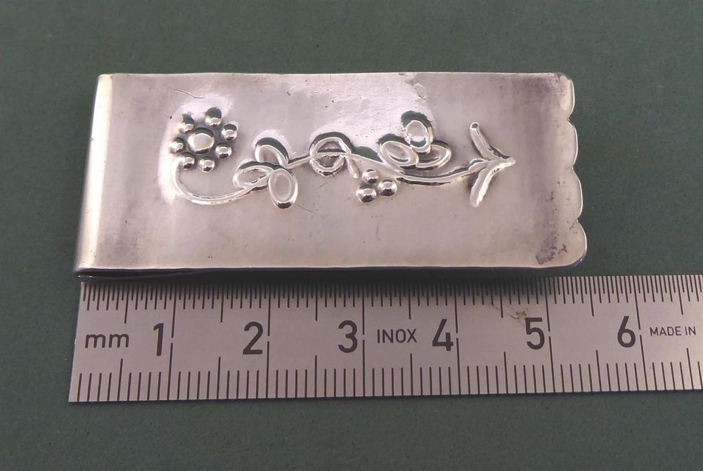 Bungsa Geldklammer Edelstahl Silber - Minimalistischer Geldhalter