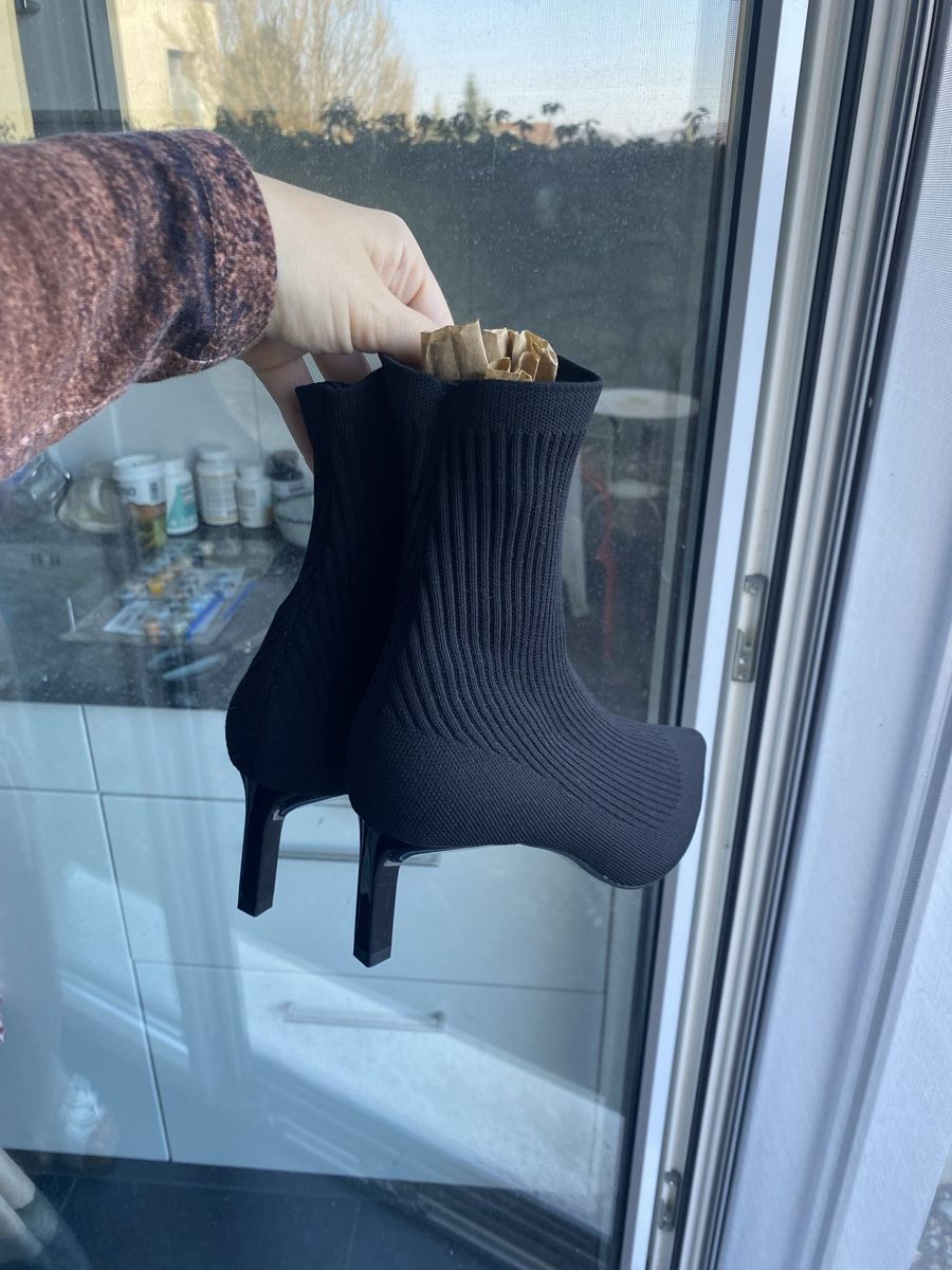 Zara Damenschuhe: Unworn stretchy Zara ankle boots – Neu (gemäss Beschreibung) aus Zug von kse_w9mn 2