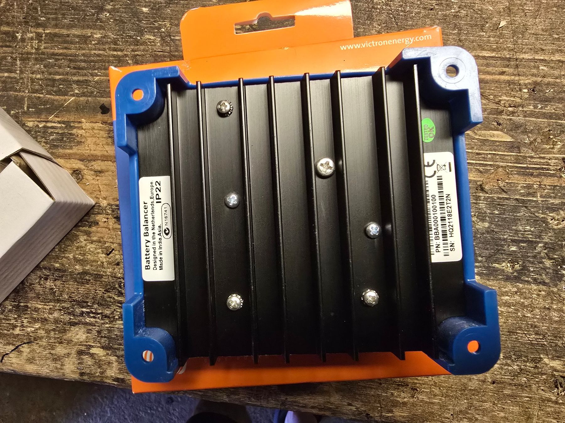 Victron Caricatori & Batterie: 2x Victron Battery Balancer Neu – Nuovo (secondo la descrizione) da Zollikofen venduto da Forest_Corner_40 2