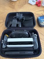 Nintendo Switch Konsole mit Zubehör und Tasche