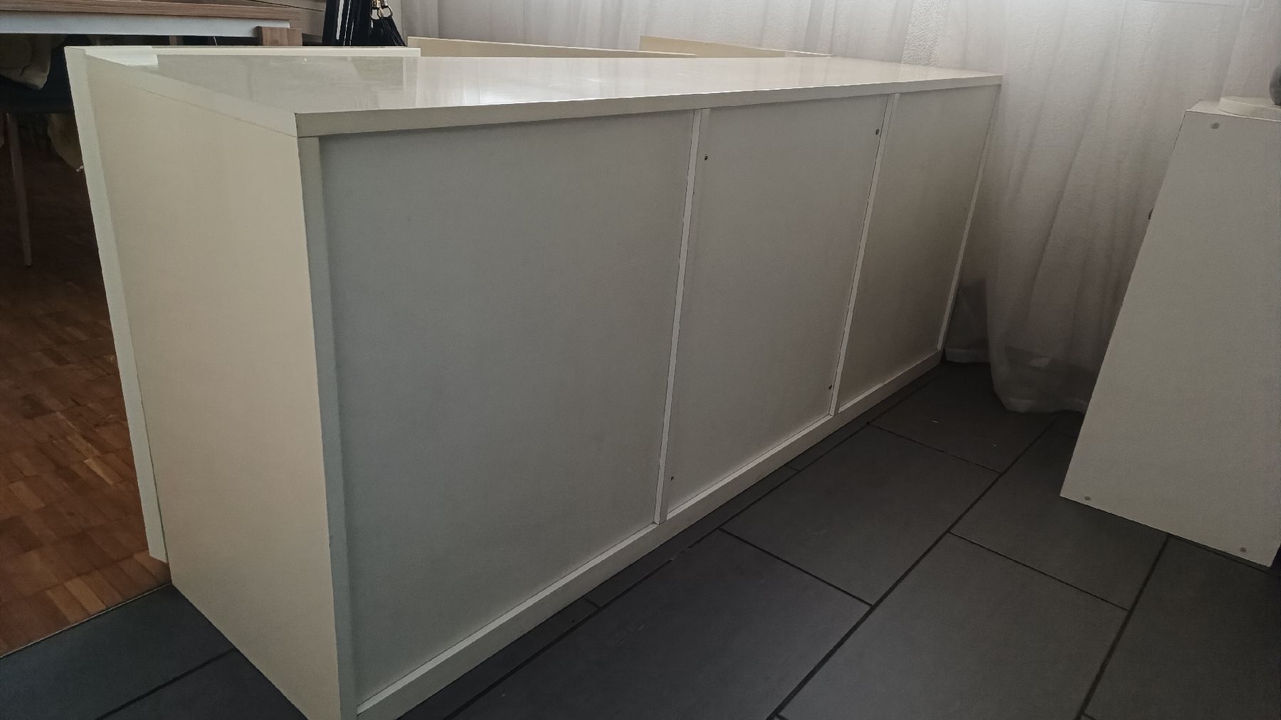 Cassettiere: Sideboard, Kommode Weiss mit Schubladen und Tuer GRATIS – Usato da Schlieren venduto da Pangbuddie 2