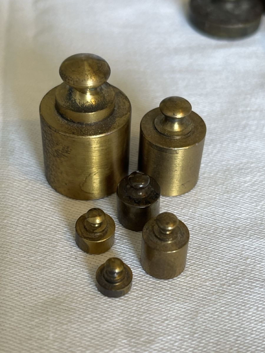 Altra tecnologia per ufficio: Alte Gewichte, Messing Gewichte, antike Gewichte, Top! – Usato da Münchenstein venduto da Sozial_Labor_Brocki 1