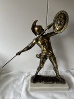 Metallfigur "Achilleus" auf Marmorsockel