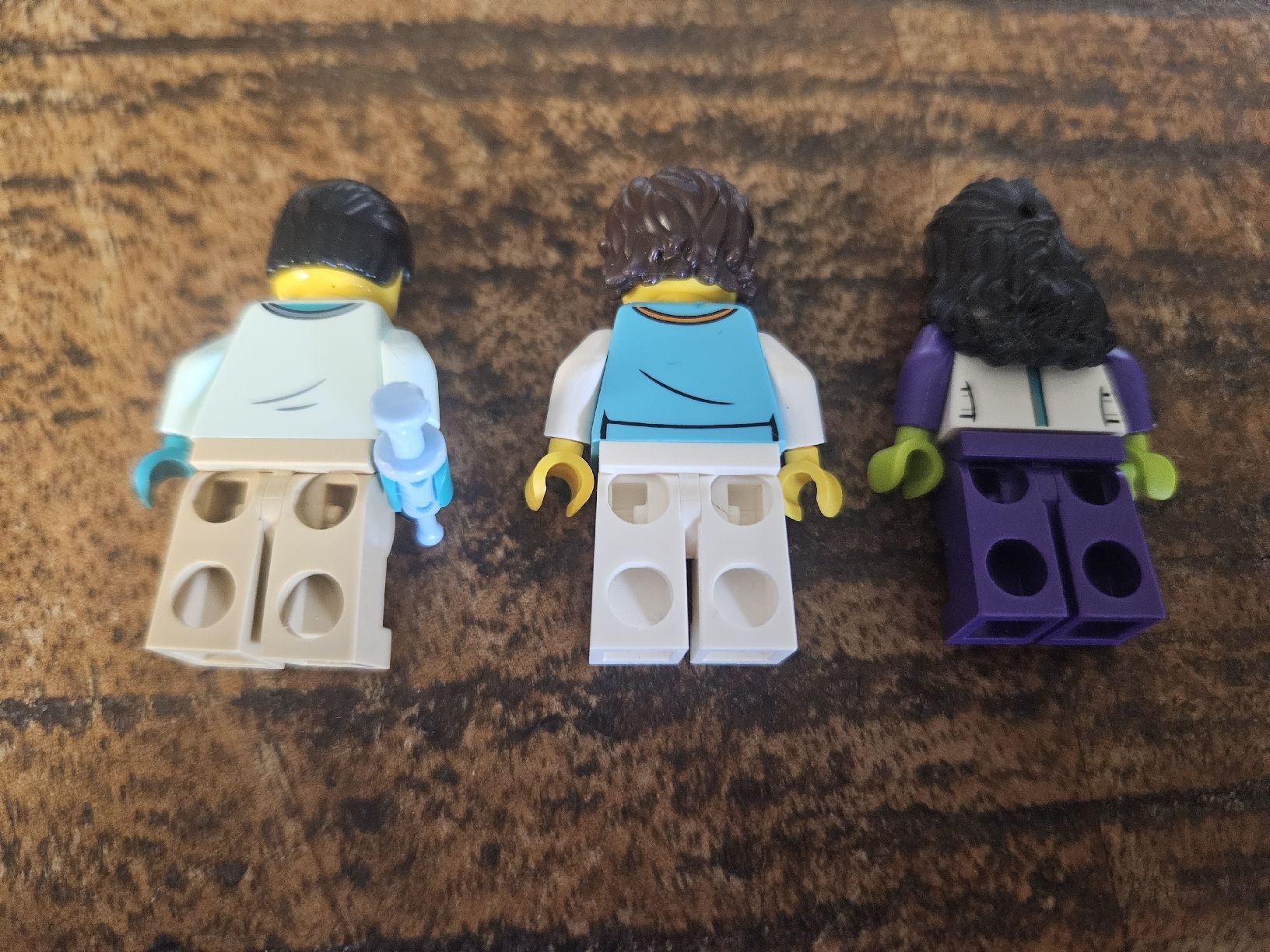 Lego Kit di costruzioni: lego lot de 3 figurines  – Usato da Confignon venduto da Ecrofigs 1
