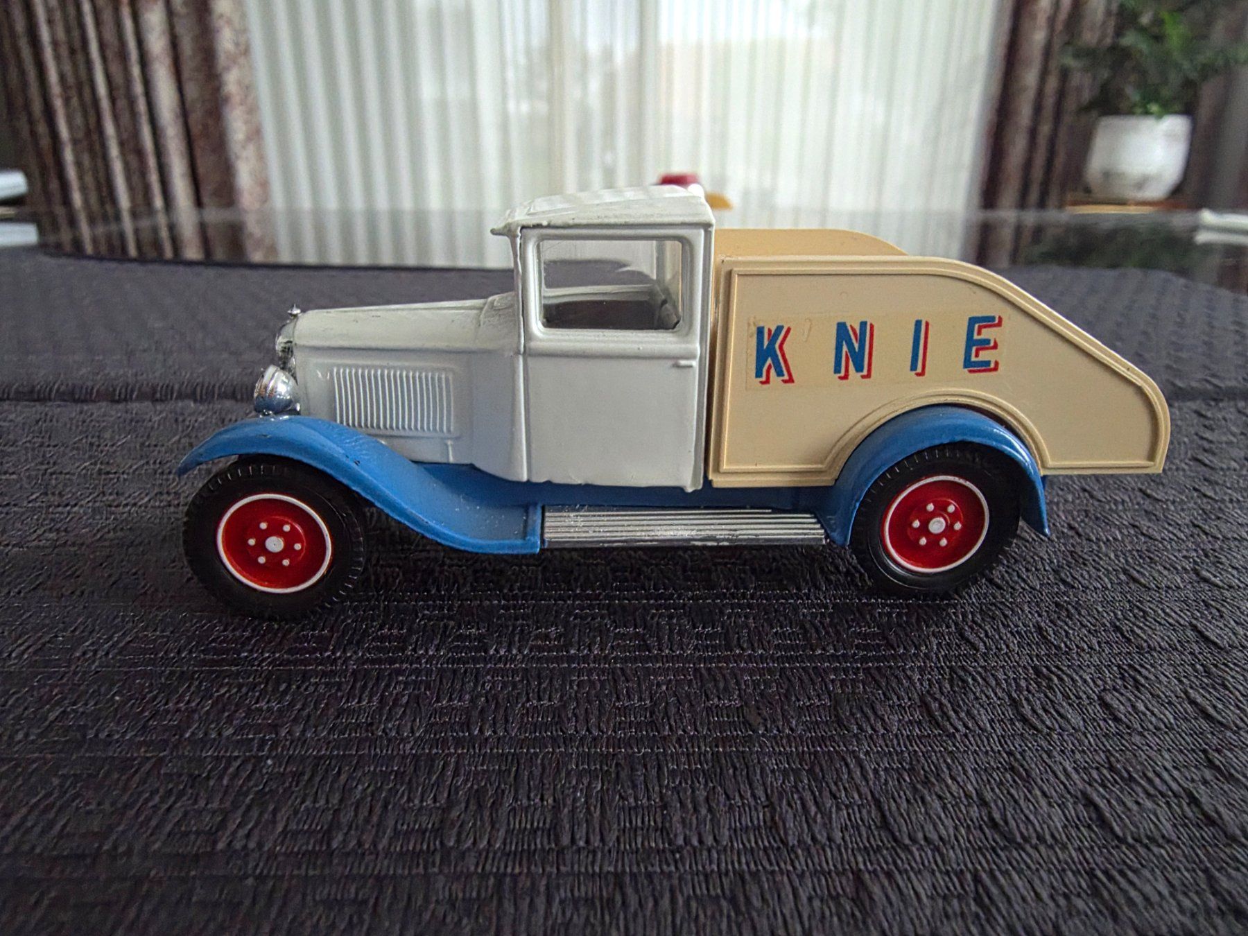 Citroën Modellini d'auto: Modellauto Citroën C4F 1930 KNIE – Usato da Urtenen-Schönbühl venduto da LILIE0207 2