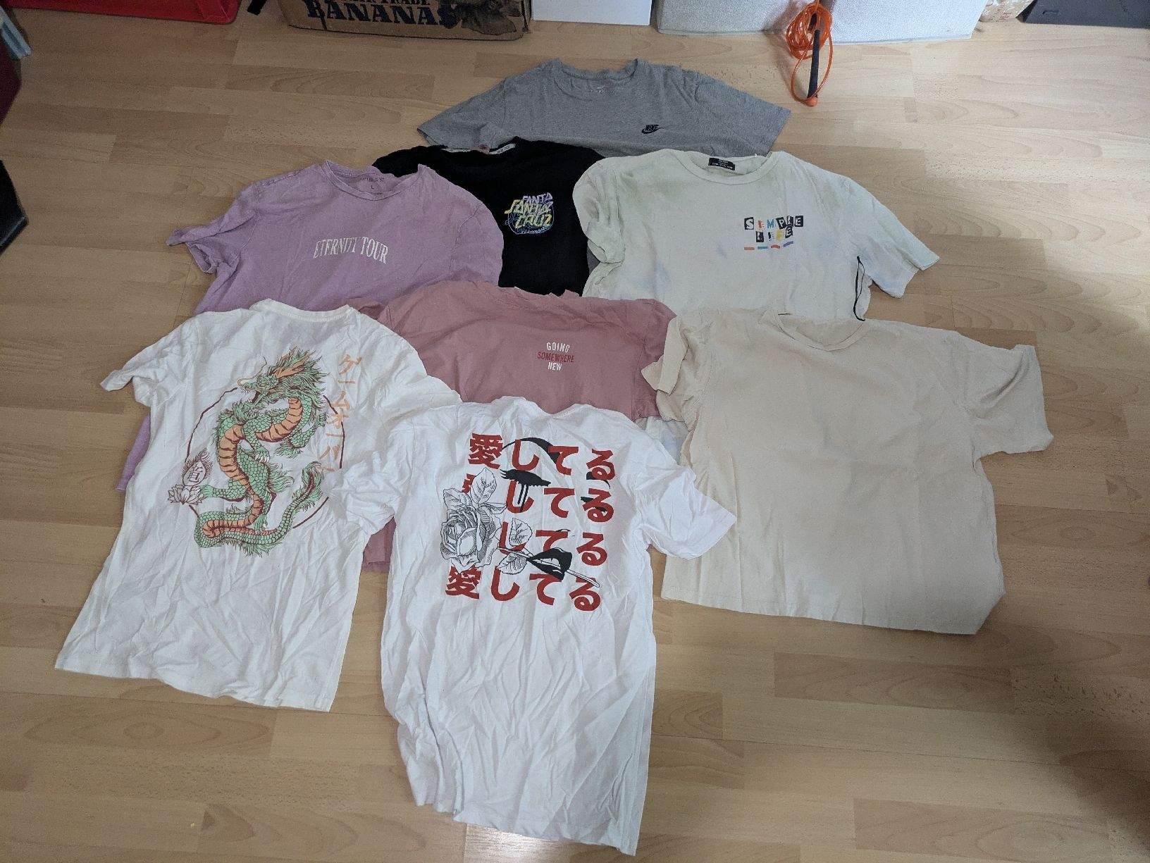 Kleiderpakete: Lot d'habits – Gebraucht aus Tramelan von cat_67zv