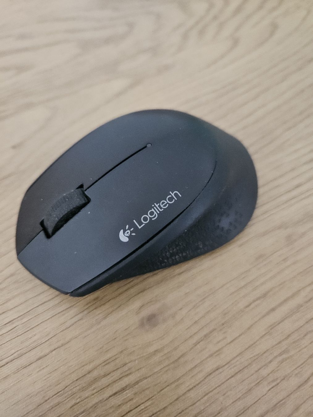 Logitech Mouse: Logitech Maus – Usato da Bern venduto da oli_lg8m