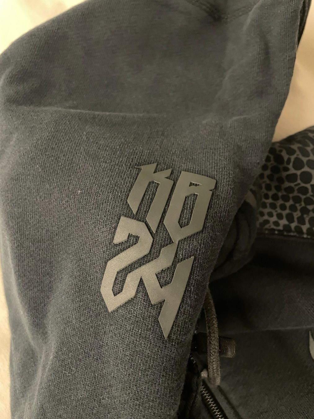 Nike Maglioni & Felpe: Nike Kobe Bryant Pullover schwarz Grösse L gebraucht – Usato da Gockhausen venduto da ventman 3