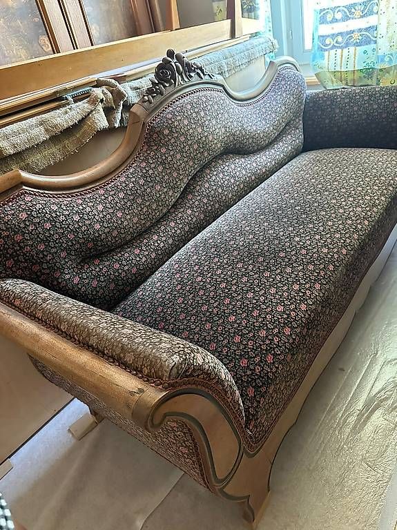 Sofas: Antik Sofa mit Blumenmuster – D'occasion à Waldstatt par PsG_