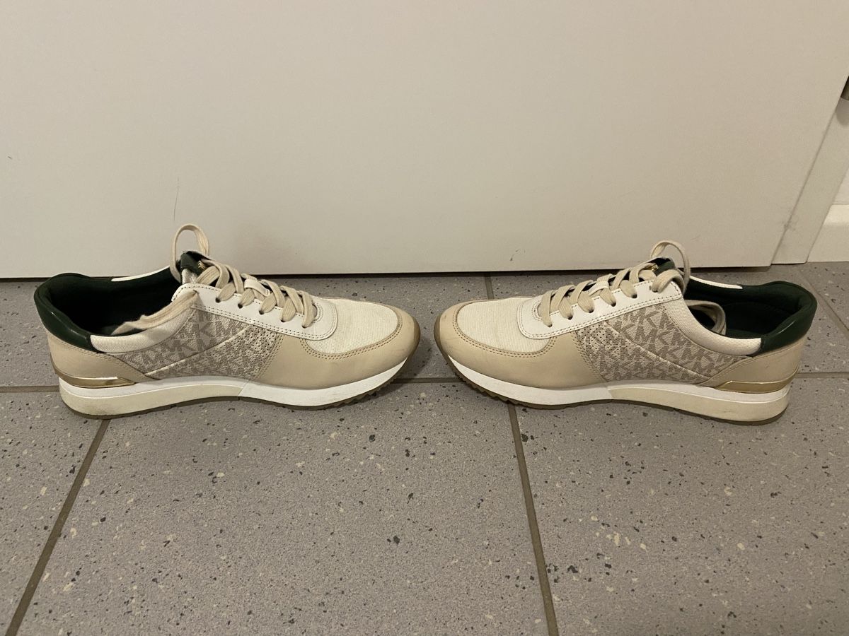 Michael Kors Chaussures femmes: Michael Kors Sneaker / Schuh – D'occasion à Aesch BL par comven 6