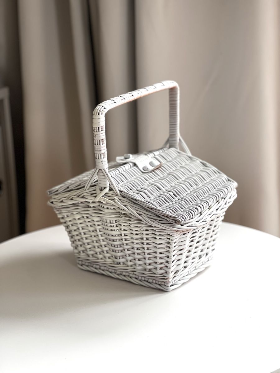 Altro per la casa: Vintage-Picknickkorb - Weiss gestrichen – Usato da Uerikon venduto da Saffagirl 8