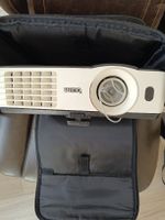 BenQ Digital Projektor Modell MH680 in gutem Zustand