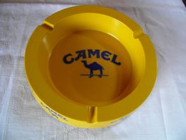 Grosser Camel Aschenbecher