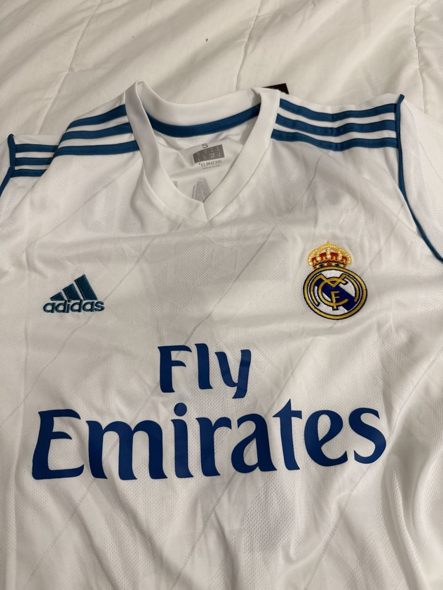Maillots de corps & Pantalons: Ronaldo 2017 Trikot – Neuf avec emballage d'origine à Biel/Bienne par Husseinsheikho 2