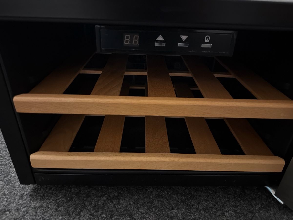 Frigoriferi: ProfiCook PC-WC 1046 Weinkühler, einwandfrei – Usato da Thun venduto da BanjoDan 2