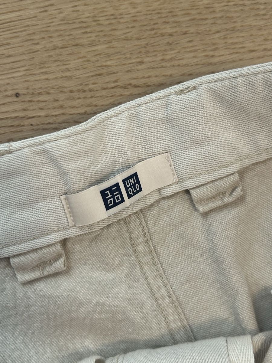 Uniqlo Pantaloni: Uniqlo Hose (L) – Nuovo (secondo la descrizione) da Zürich venduto da firat.kabadayi 1
