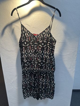 S.Oliver Jumpsuit Kurz gemustert Grösse 36 guter Zustand