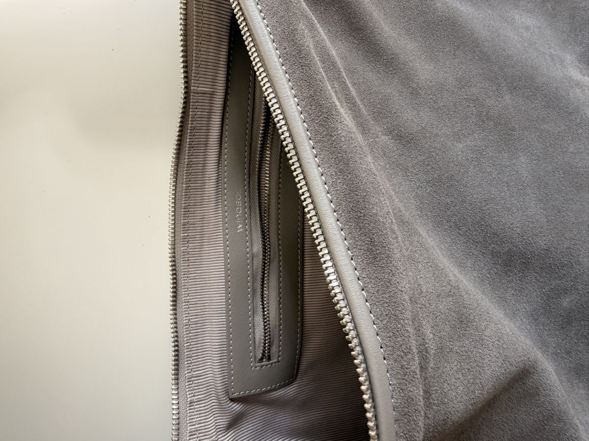 Windsor Borse: Windsor Grey Suede Hobo Bag – Nuovo (secondo la descrizione) da Kreuzlingen venduto da wk. 3