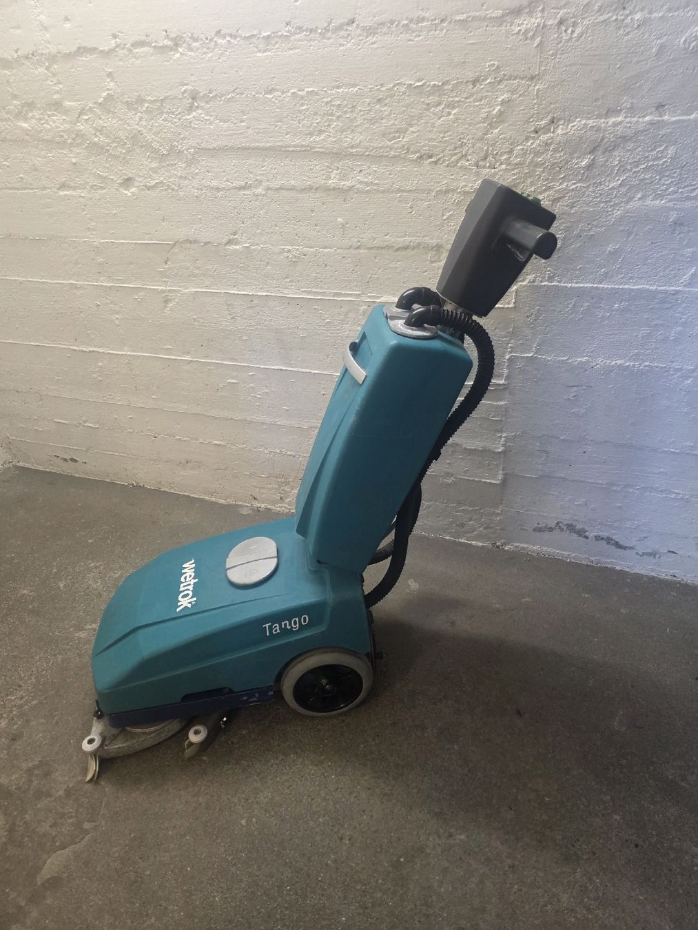 Wetrok Tutte le macchine: Scheuersaugmaschine Wetrok Discomatic Tango#Cleanfix Taski – Usato da Zürich venduto da 5183840711 2
