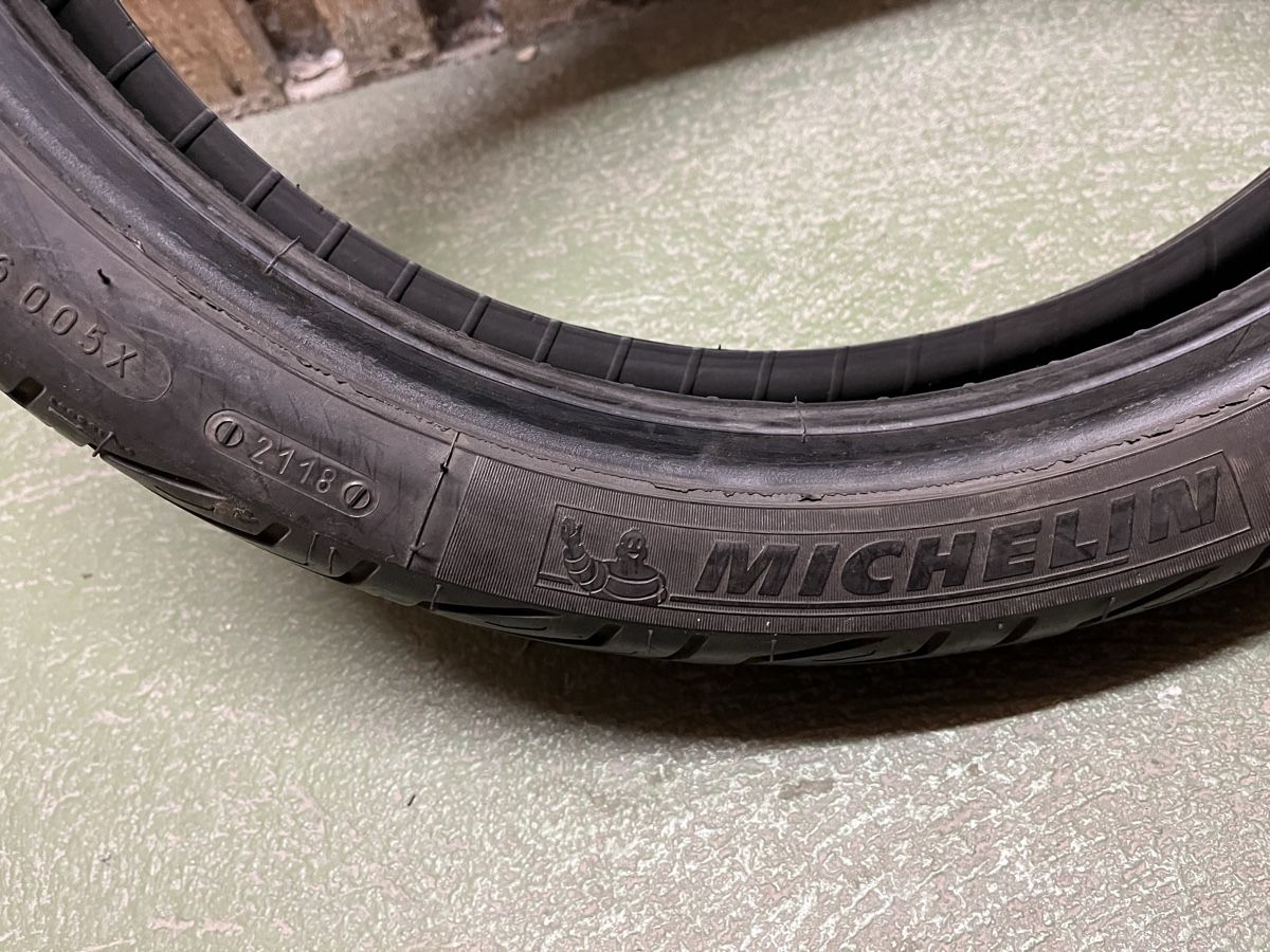 Michelin Pneumatici & Ruote complete: Motorrad Pneu – Usato da Biel/Bienne venduto da Ebabil 3