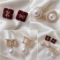 Set 3 paia orecchini vintage perle e bordeaux eleganti