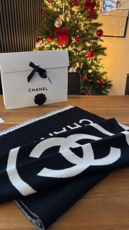 Chanel 100% Kaschmir Stola Schal, Fullset, Neuwertig
