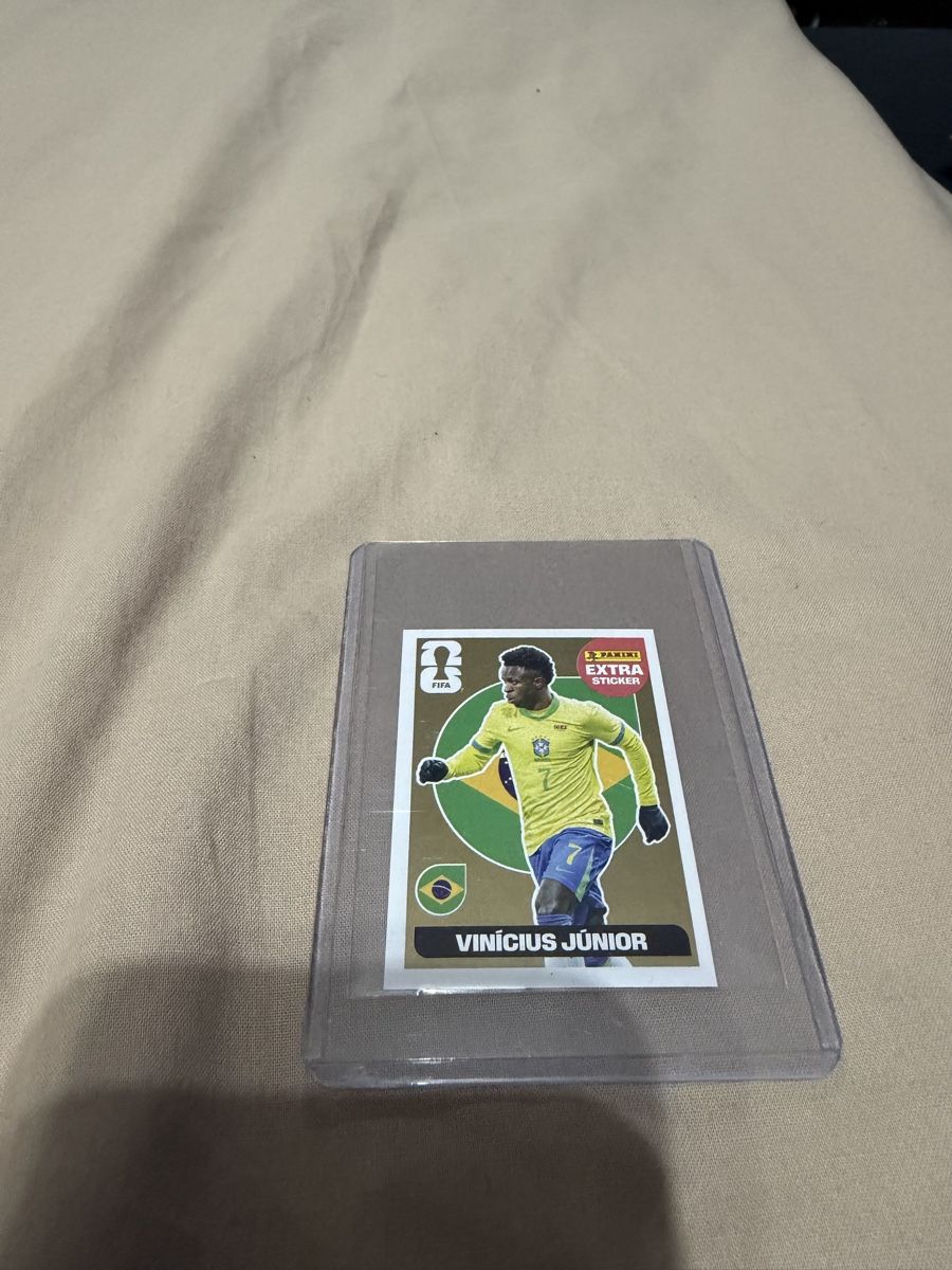 Panini Carte collezionabili: Extra Sticker Vinicius Gold – Nuovo (secondo la descrizione) da Renens VD venduto da Eduardo27.