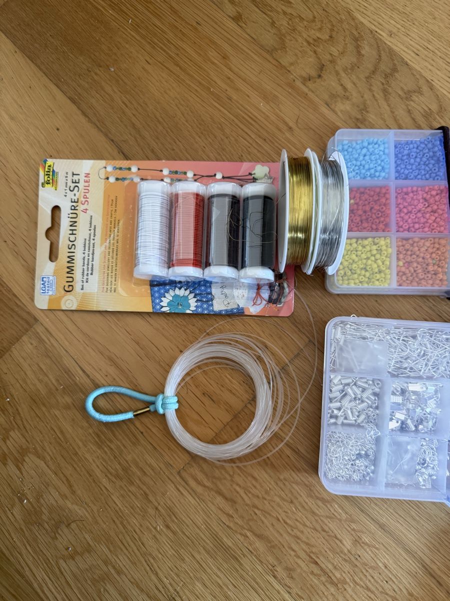 Altri gioielli: Komplettes Schmuckherstellungs-Set – Nuovo (secondo la descrizione) da Aarburg venduto da StavFashion 1