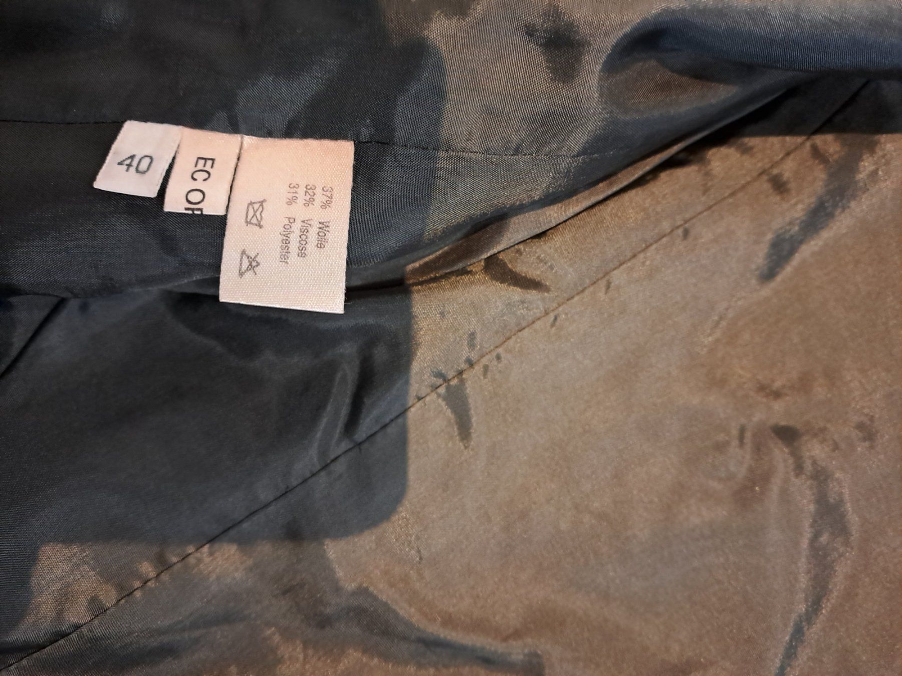 Bally Jacken: Gebrauchte Jacke Bally gr. 40 – Gebraucht aus Osogna von stella086 3