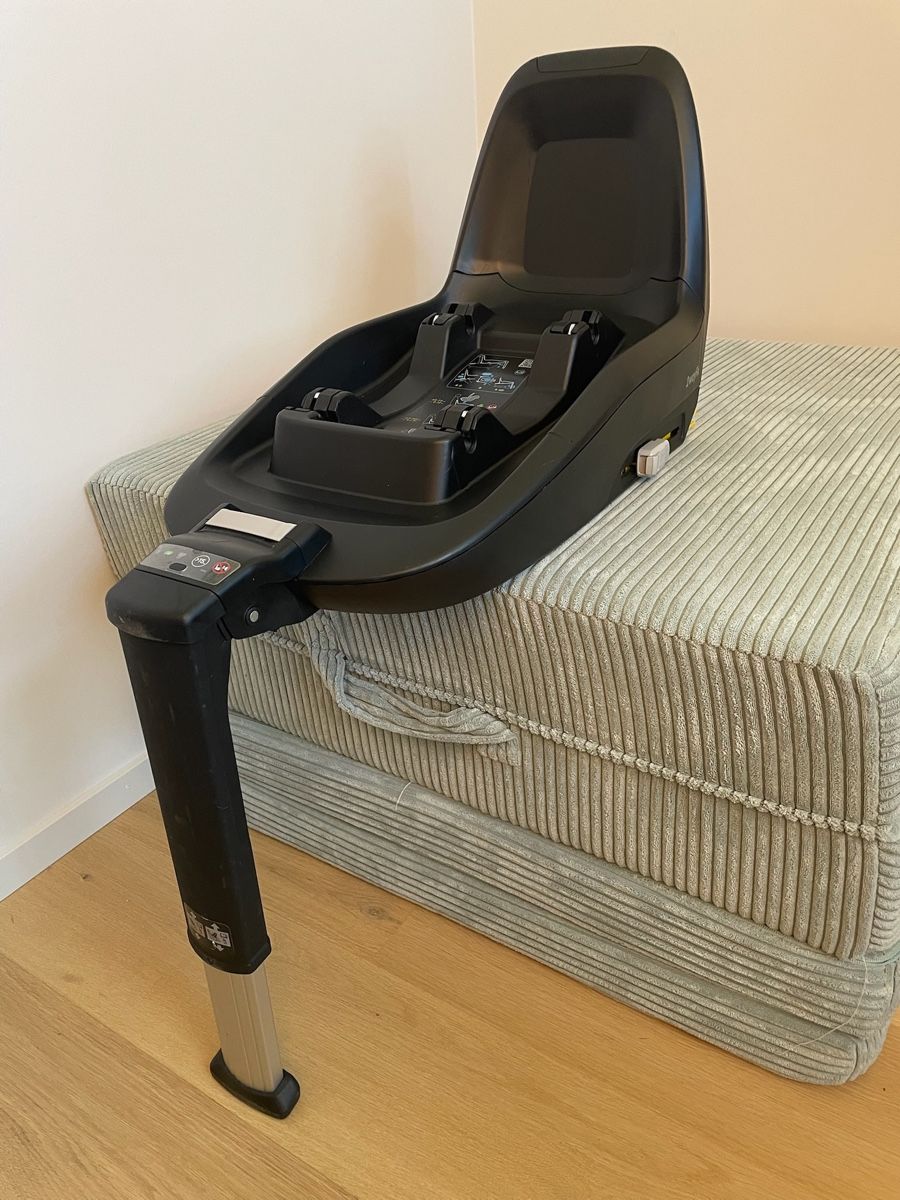 Maxi-Cosi Seggiolini per auto: Maxi-Cosi 2wayFix Base black ISOFIX used – Usato da Neuheim venduto da marshphi 3