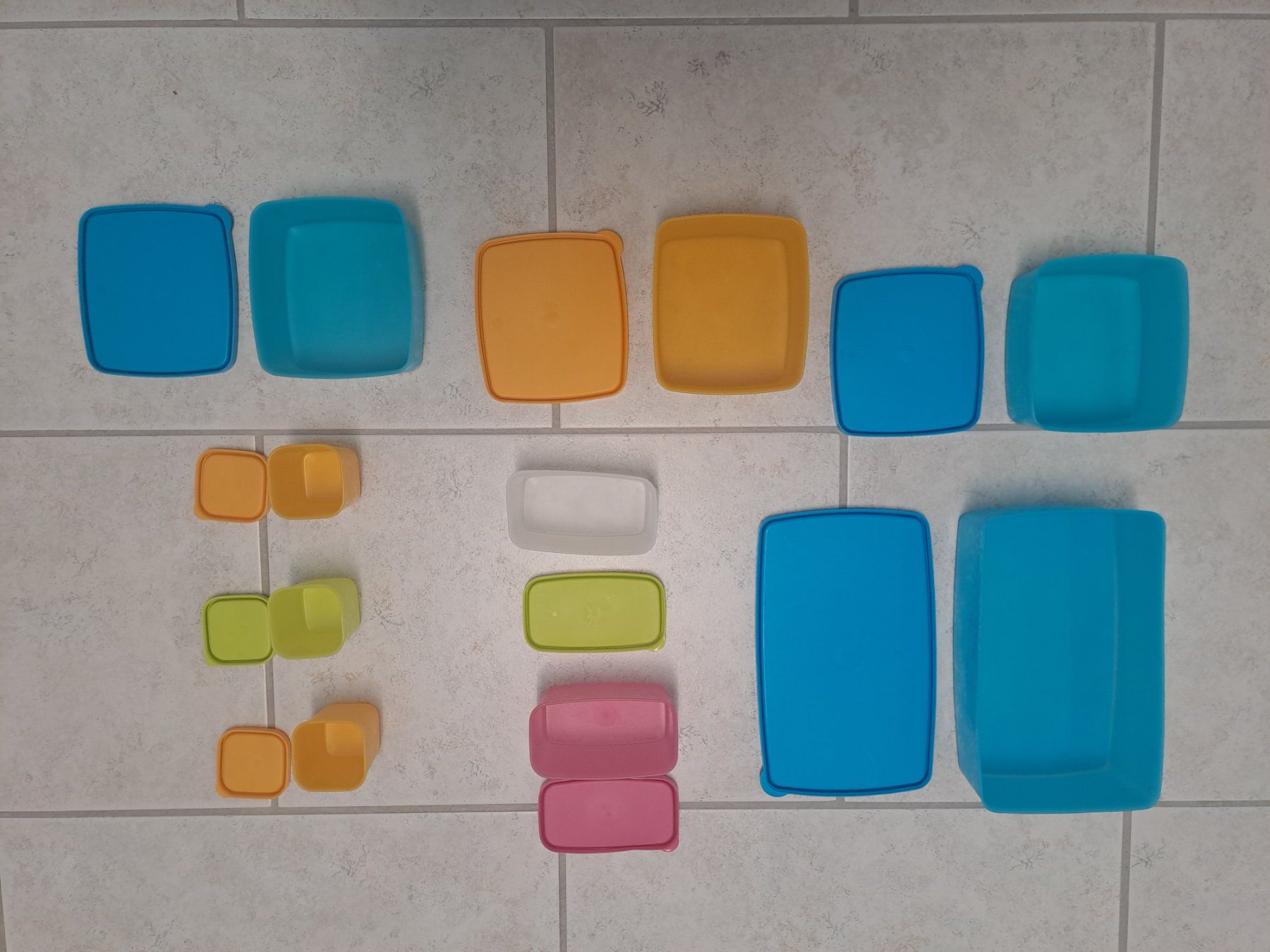 Tupperware Contenitori & Simili: Set Gefrierbehälter Tupperware – Usato da Wohlenschwil venduto da lin_vx8g 1