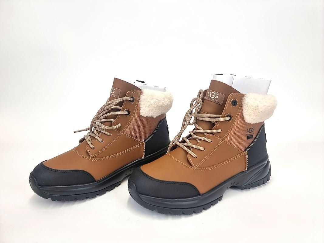 Ugg Herrenschuhe: UGG Winterstiefel Yose Fluff V2 Gr. 41 – Neu (gemäss Beschreibung) aus Urtenen-Schönbühl von Restwert_Schoenbuehl 5