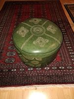 Vintage Leder Hocker orientiert 