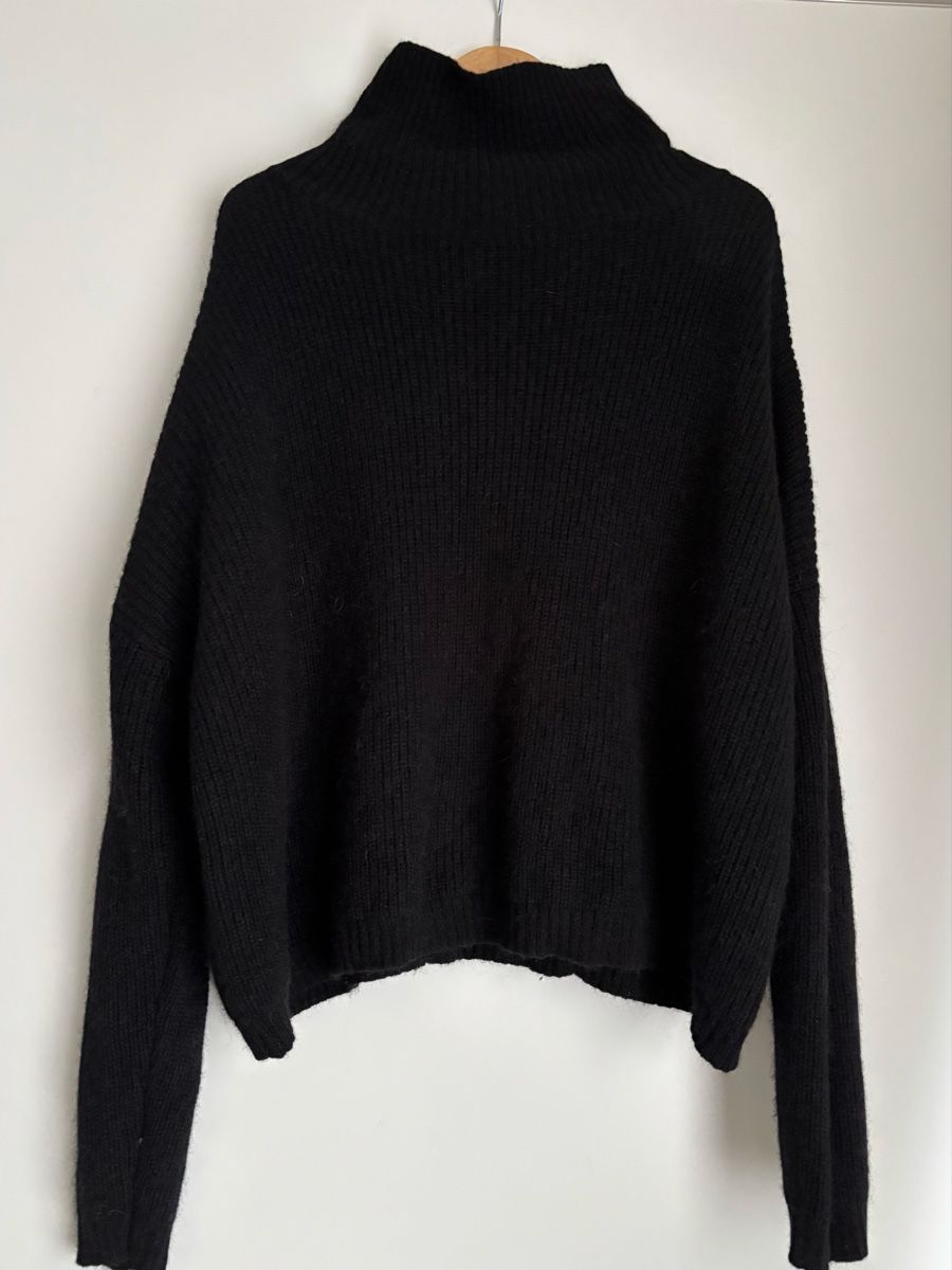 Maglioni & Felpe: Pullover von Charlotte Eskildsen schwarz Grösse S – Usato da Zürich venduto da Minixxs