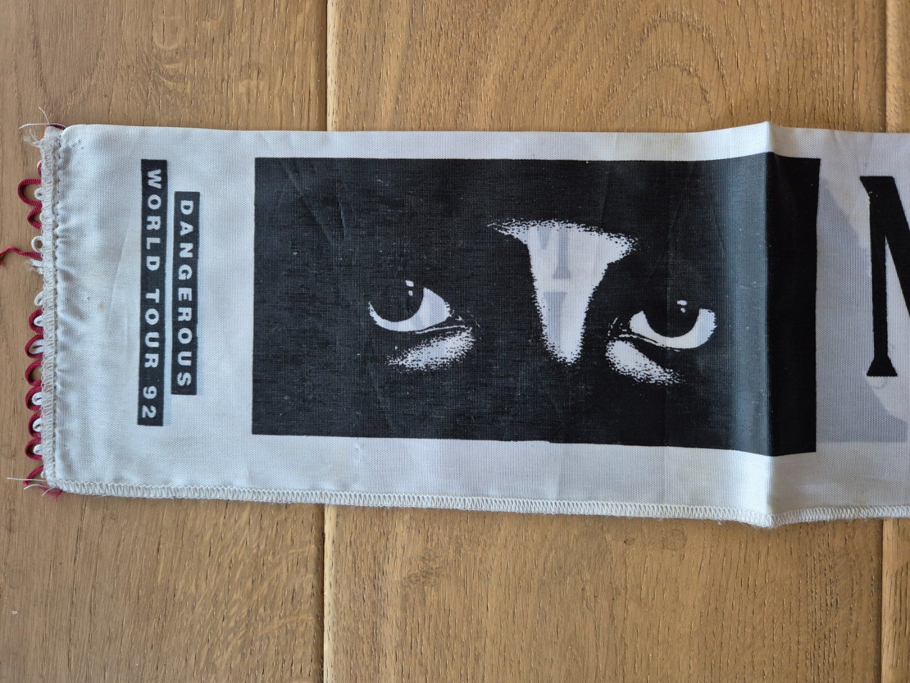 Foulard & Sciarpe: Michael Jackson scarf Dangerous World Tour 92 – Usato da Savièse venduto da coeur88 2