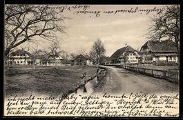 AK Lyssach, Straße mit Bach und Häusern