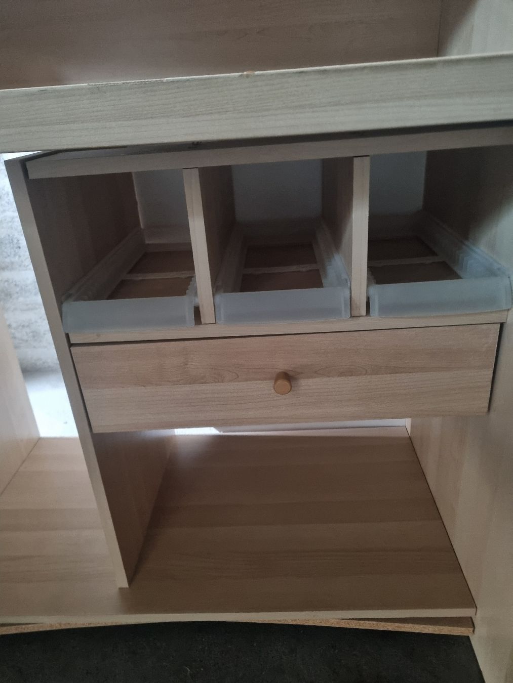 Schreibtische: Bureau avec tiroir en bois clair – Gebraucht aus Peseux von Seven_life 2