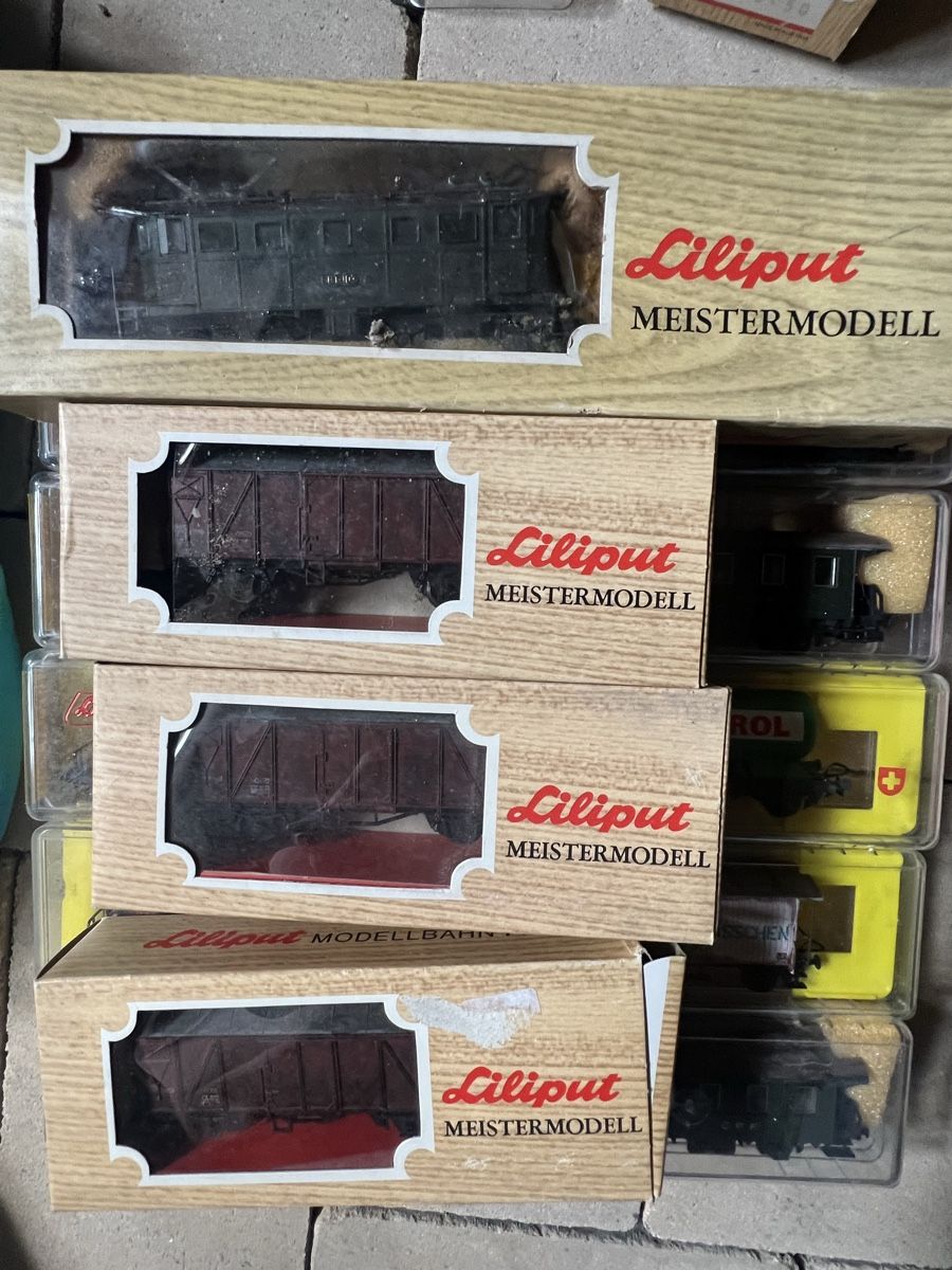 Liliput Trains électriques: Liliput Meistermodell Waggons set gebraucht – D'occasion à Basel par bellespirit 5