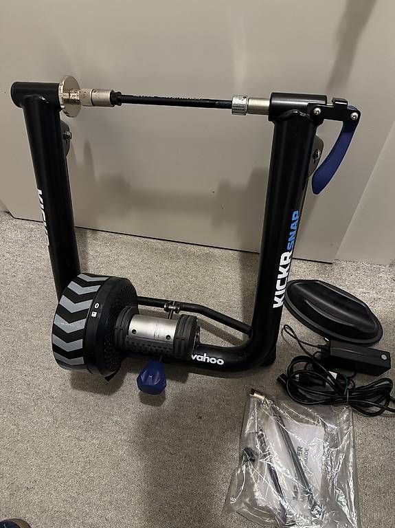 Wahoo Hometrainer: Wahoo KICKR Snap – Gebraucht aus Baar von Gromi