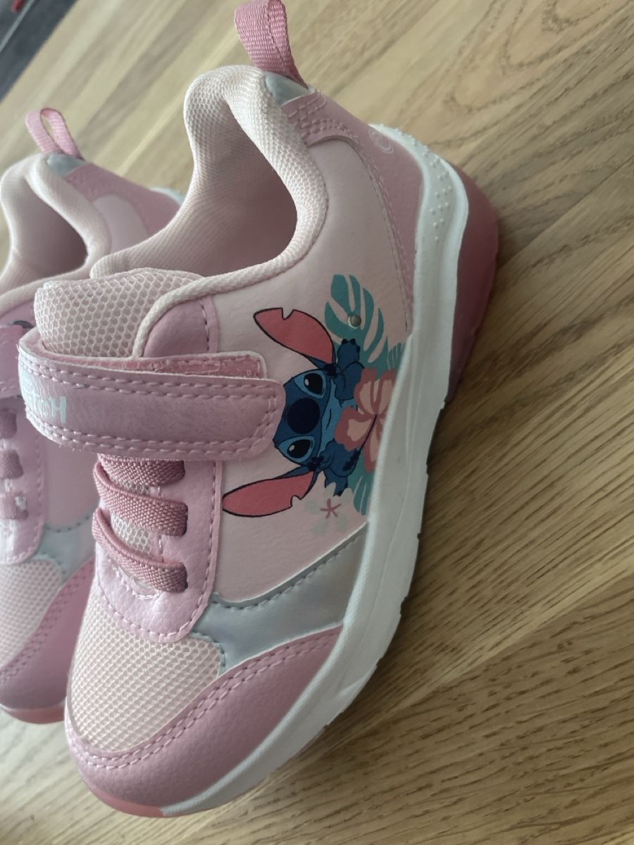Scarpe per ragazze: Kinder Turnschuhe rosa Grösse 27 mit Leuchten – Nuovo (secondo la descrizione) da Worben venduto da celine_1 1